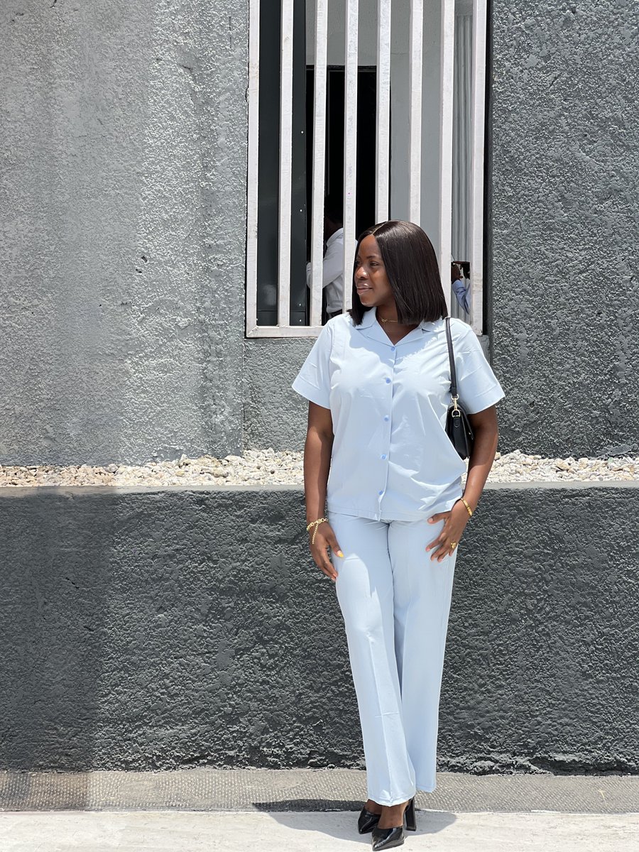 Aderonke ÍyaòníBedsheet tweet media