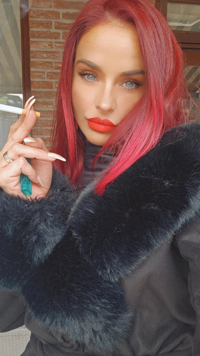 Divine Financial Nina🎀👑 tweet media