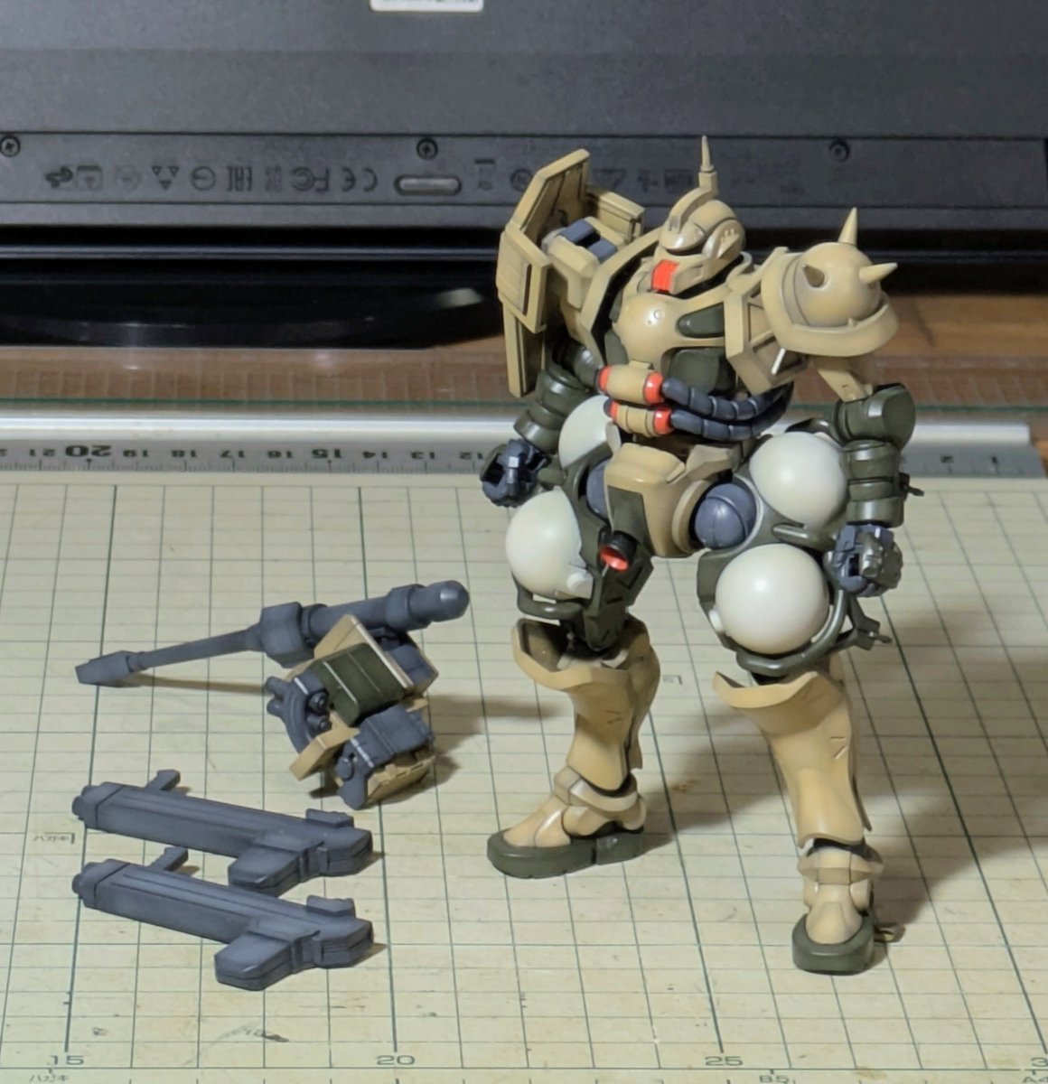 G-summer tweet media