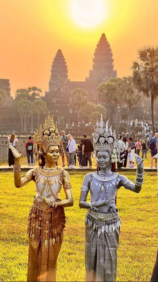 KonKhmerMK's tweet photo. របស់ពិត ពិតជាស្រស់ស្អាតខ្លាំងណាស់🇰🇭💞 https://t.co/RJ65Nfv7xX