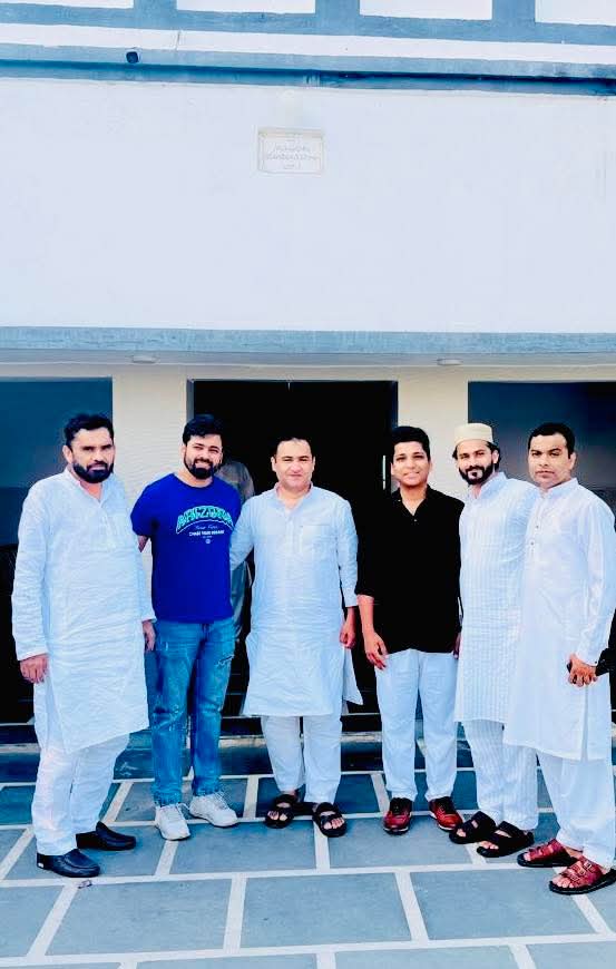 bilalkhan954's tweet photo. This year’s Eid celebrations at my residence 

As the lights shimmered and prayers echoed, the gathering stood as a reminder that Eid is more than a festival it is a bridge of compassion, respect, and shared humanity.

#eidmubarak #EidMilan #hindustan #socialfabric #happyeid https://t.co/5InhnMEaij