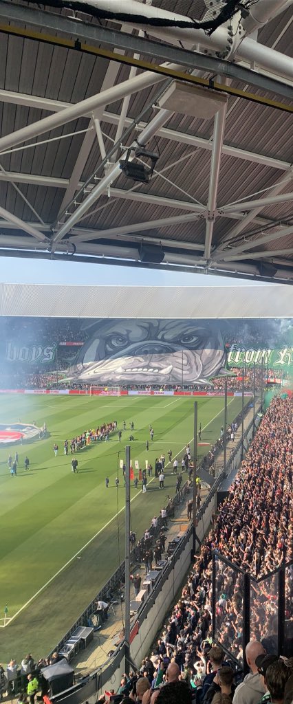 #feyaja 🤝 <a href="/DeKuip/">Stadion Feijenoord</a> ❤️🤍🖤