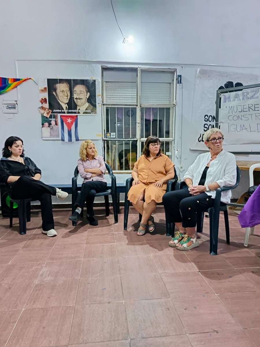 PVP_Espacio567's tweet photo. El día viernes nuestra compañera y Referente @LauraCafaro3 estuvo por esta actividad: "Conversatorio: mujeres construyendo igualdad"; junto a: @labracinskas.
Gran encuentro de lucha y de historias que marcaron el camino. 

#8M
#PVPEspacio567 
#IzquierdaViva https://t.co/okr8Ynhu0X