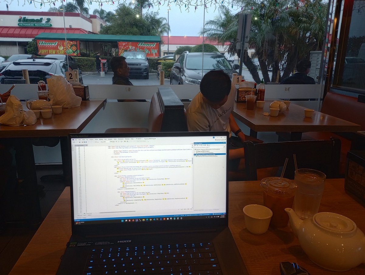 Vinh Luu tweet media