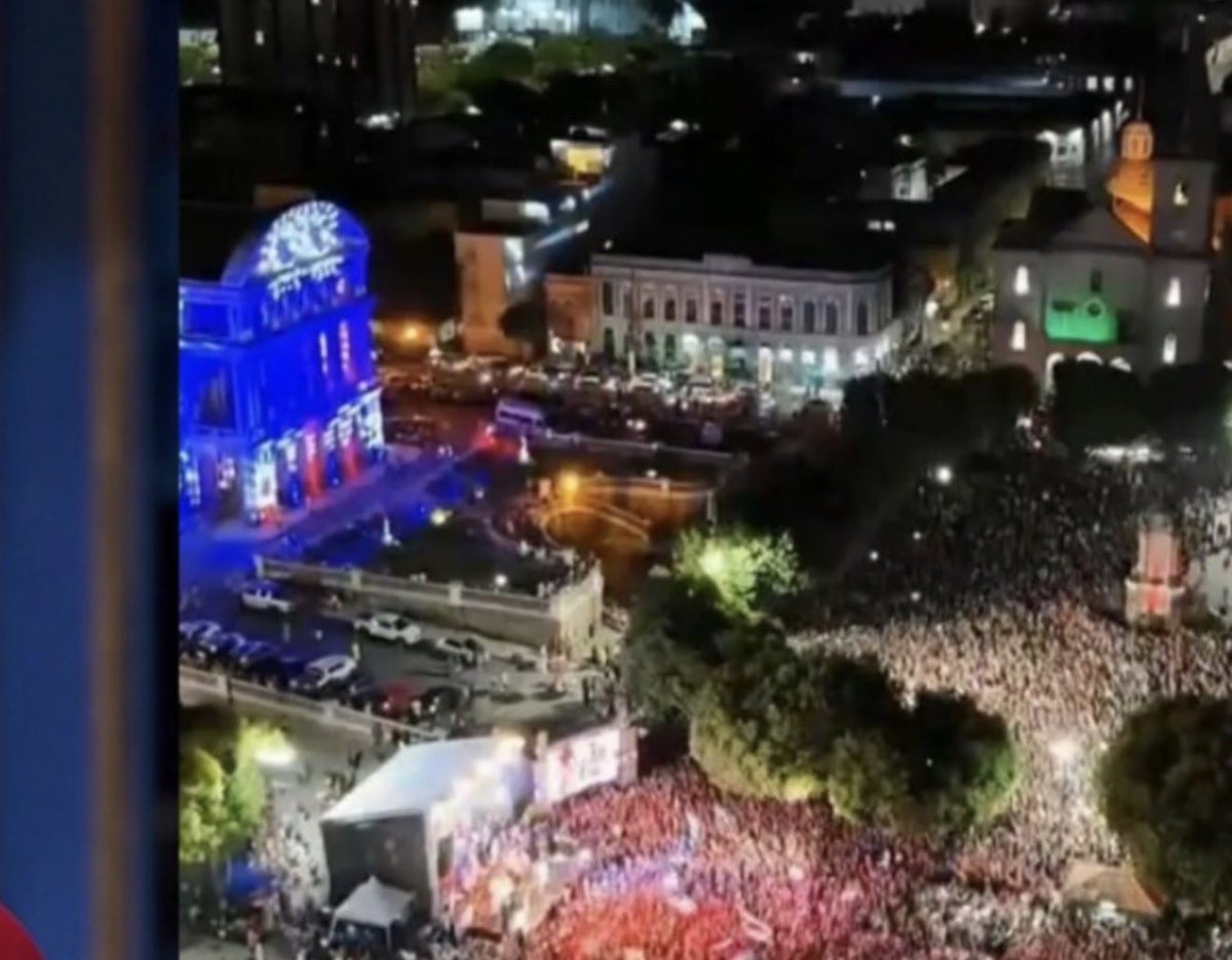 Hay b⚡️ tweet media