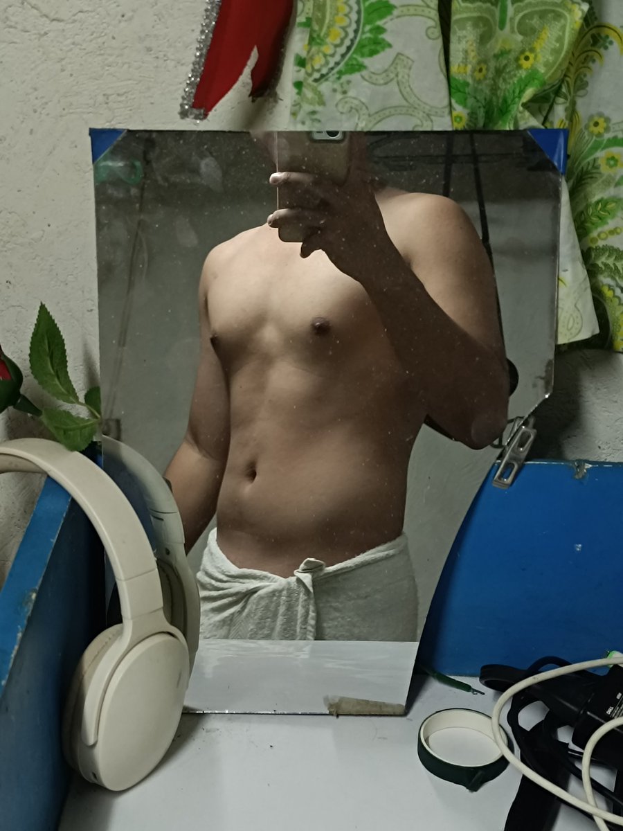 RenzTopper's tweet photo. Been busy lately 😵 https://t.co/UB01RO1Lrt