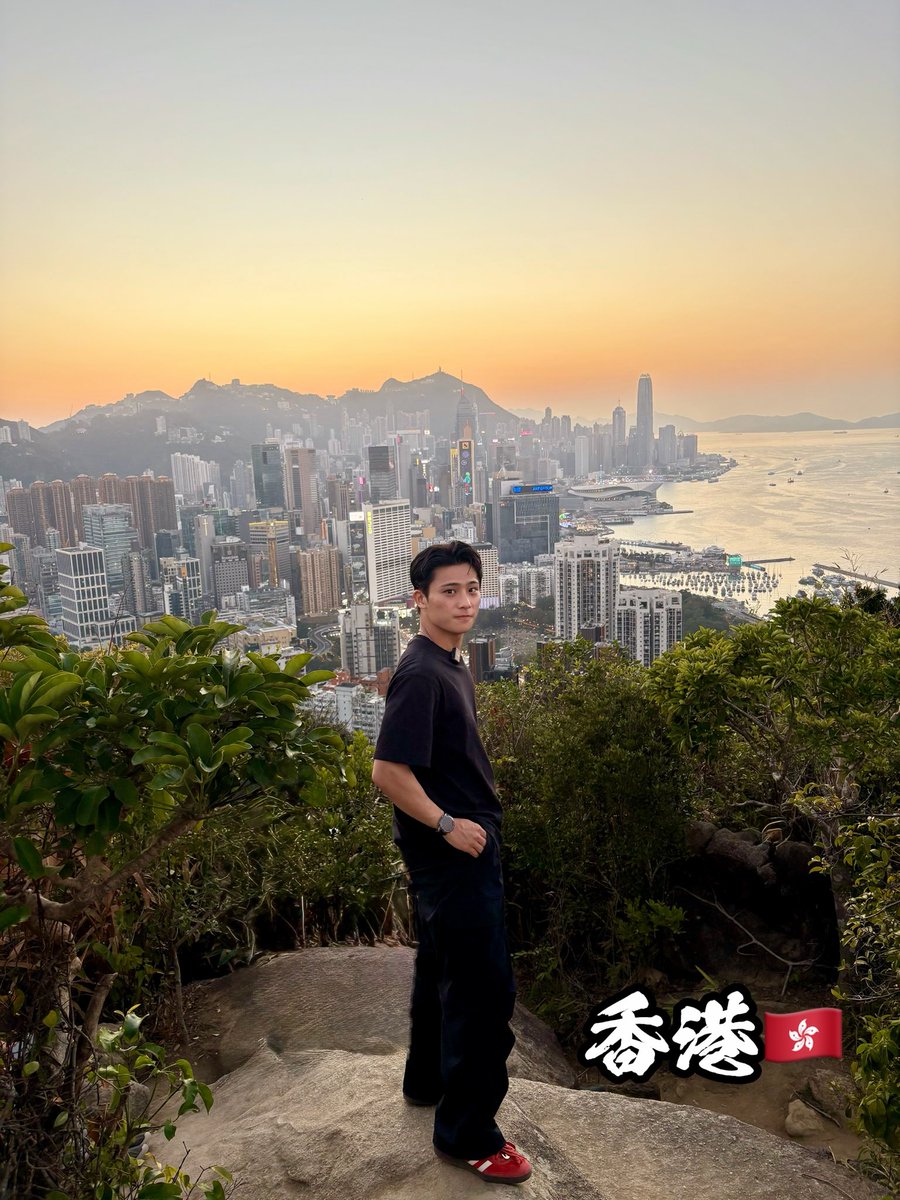 hhidekiii's tweet photo. 香港🇭🇰行く時にテロ対策や犯罪防止のために
他サイトで個人情報や身分証明書など入力しないと行けないですが、海外eSIMトリファではアプリ内でできるので、めっちゃ楽でした！
アプリ内でパスポートを撮影するだけ！🎫📸

クーポンコード: UAVKWA

@trifa_travel
#PR #トリファ #trifa #eSIM #香港旅行 https://t.co/Ep8BDJsvox