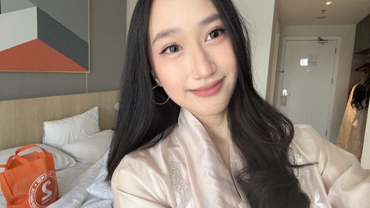 safaa ‎✮⋆˙ tweet media