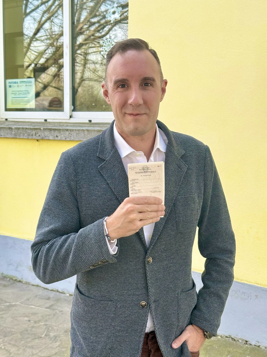 Alex Bazzaro tweet media