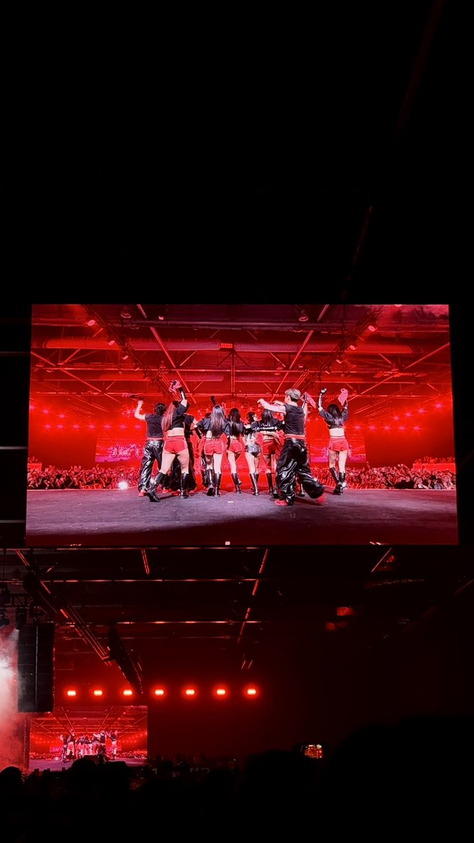 jjjoottt tweet media