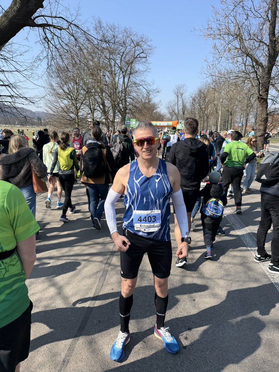 krzysztof tweet media