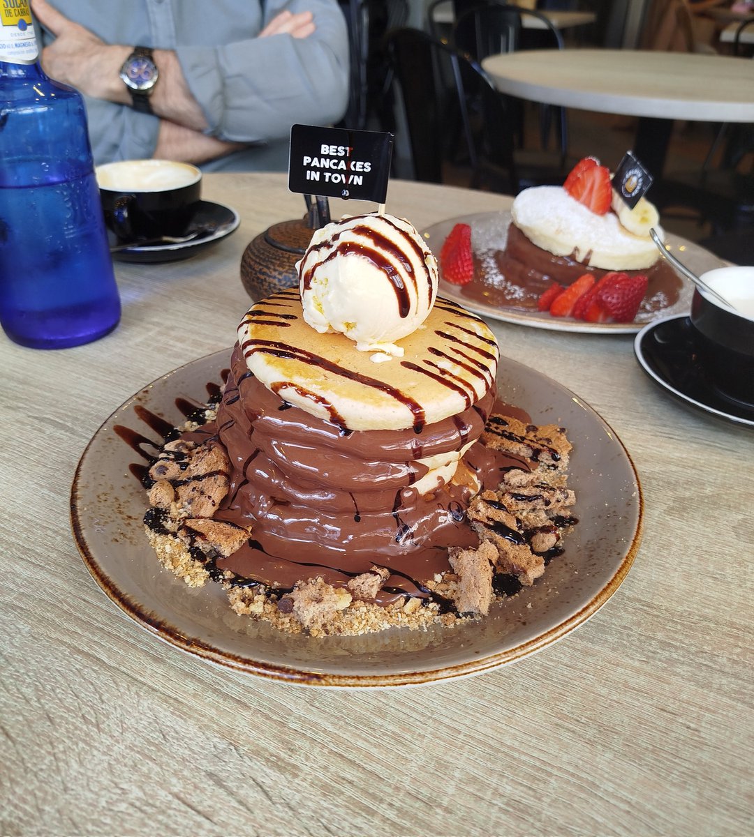 sari ⋆ capitano and dottore waiting room tweet media