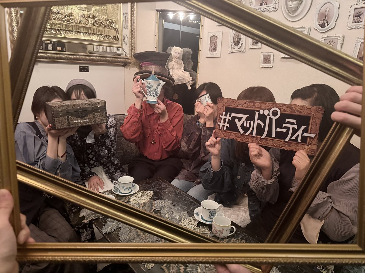 𝔸𝕟𝕟𝕒 tweet media