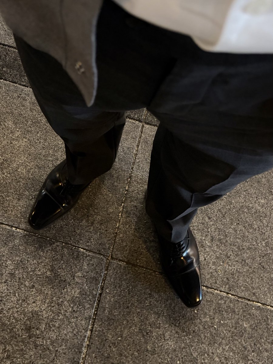 LockedRohan tweet media