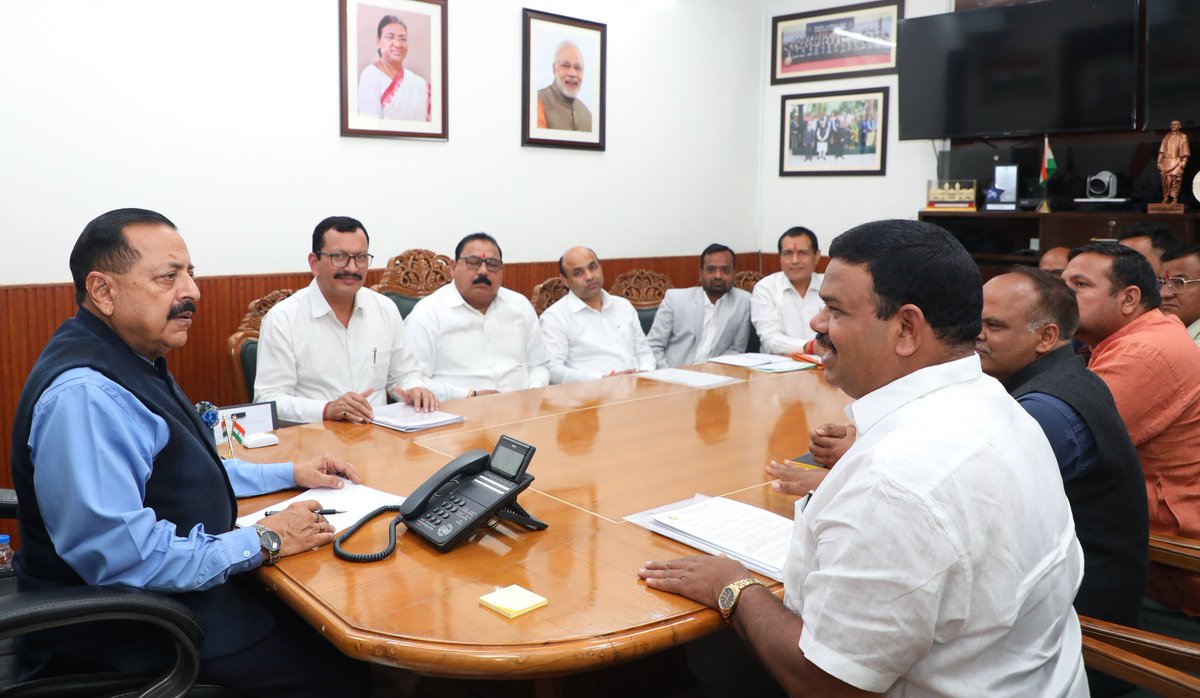 Bharatiya Mazdoor Sangh tweet media