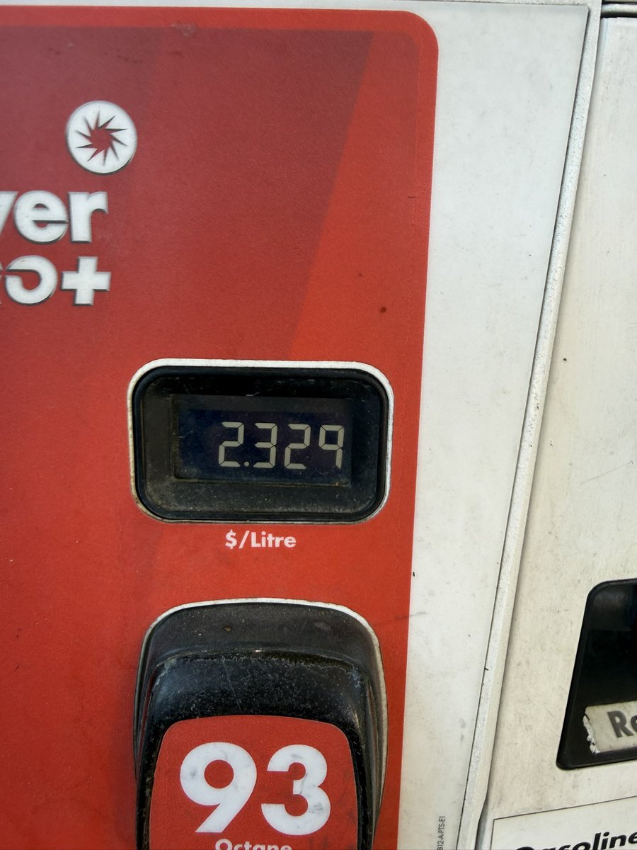 LCC Karl tweet media