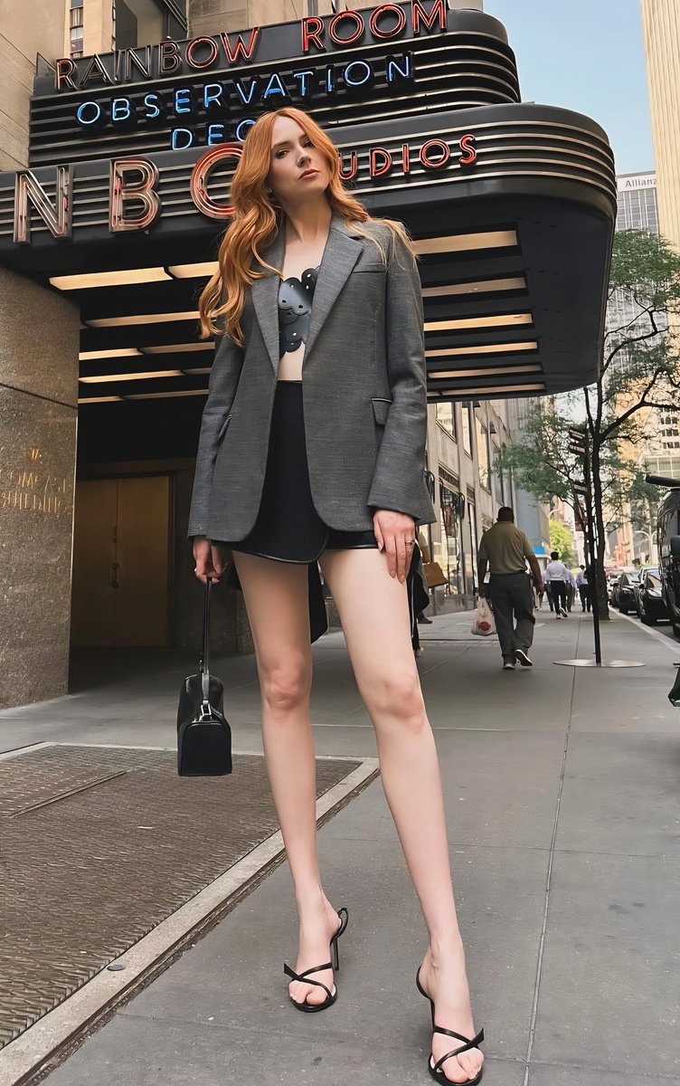 CluelessBeta tweet media