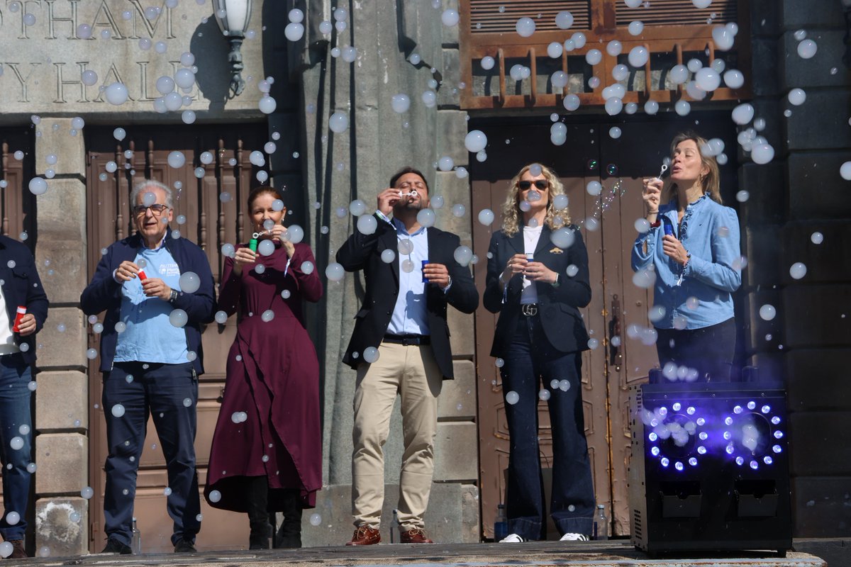 Ana Davila tweet media