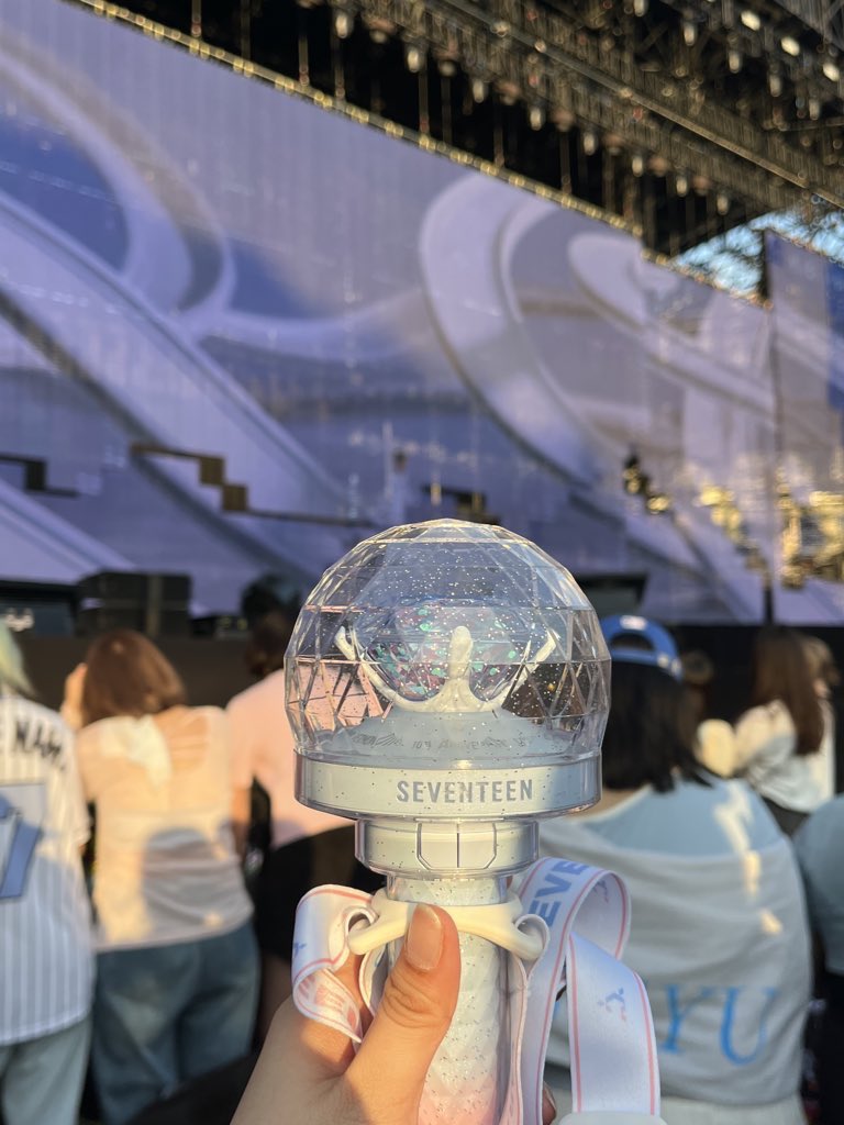 elle | hoshi’s bb girl tweet media