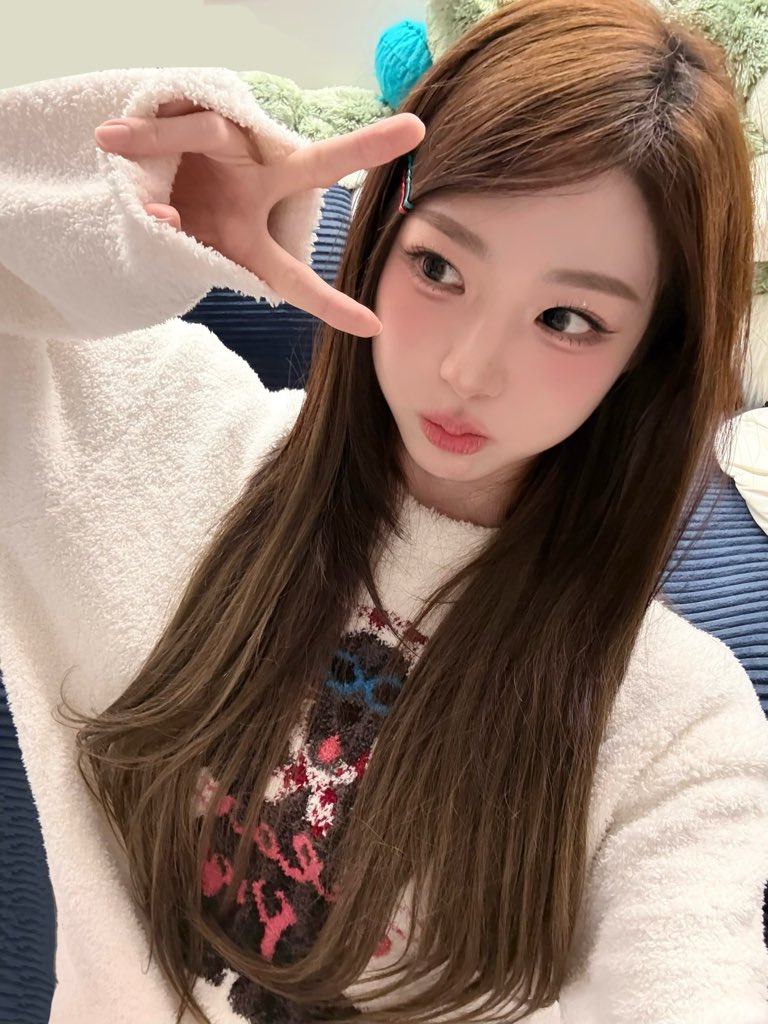 Kittyyyyyyyyya's tweet photo. 260322
#신위 #XINYU #周心语 https://t.co/q6wasL1ktc