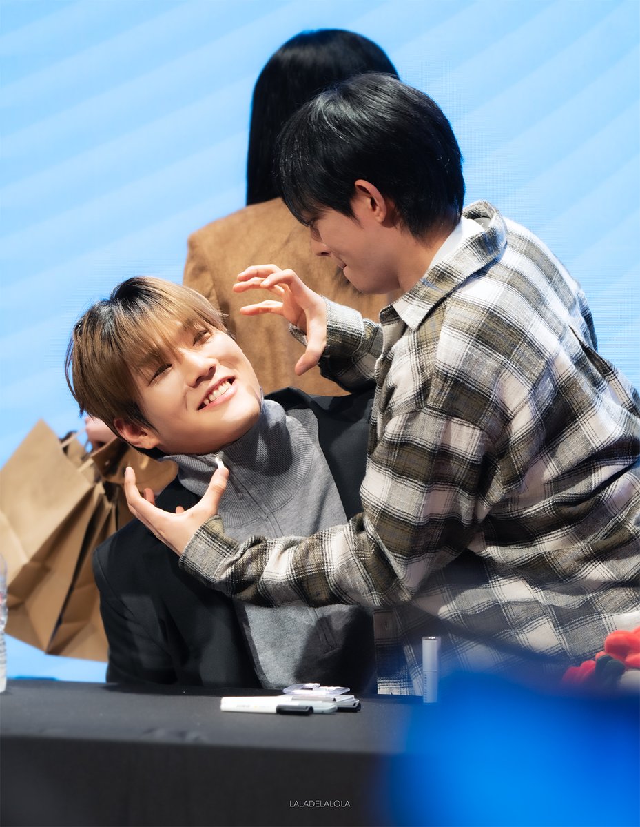 Coffee Break 🐈⬛ tweet media