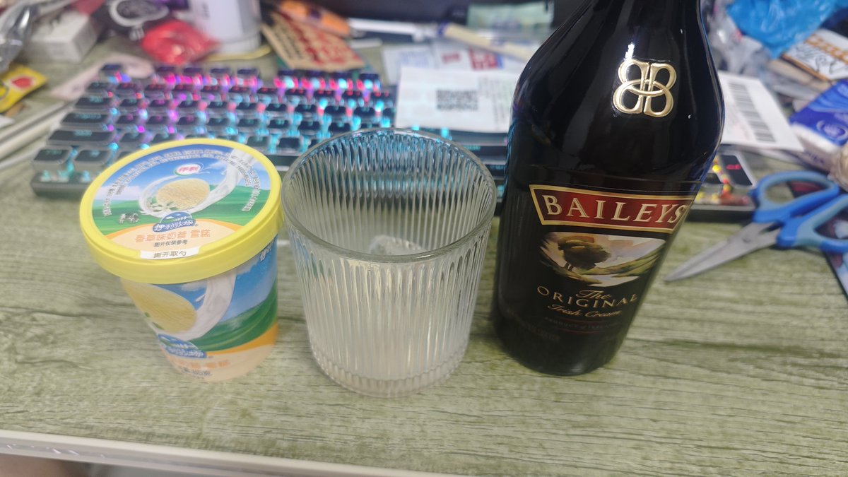 DLS2333 🔜No where tweet media