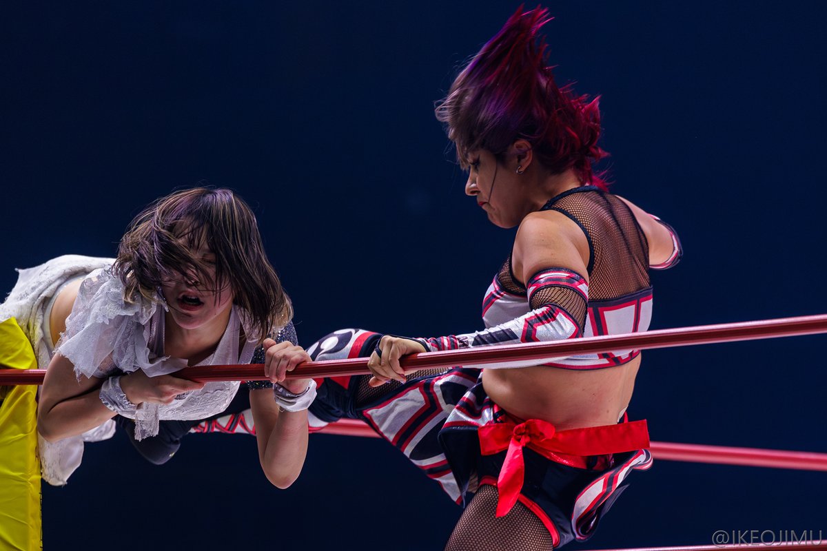 イケオジム tweet media