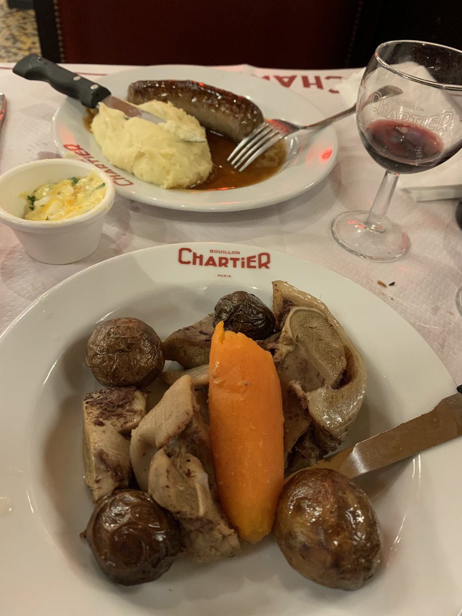 French Carcan tweet media