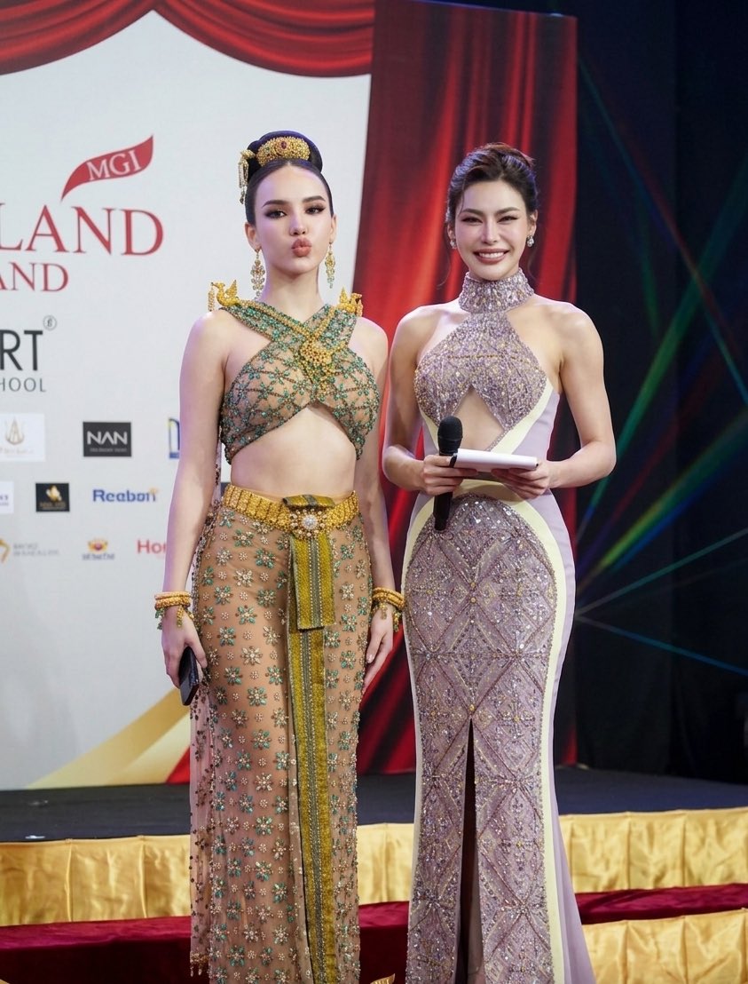 แนนแนน tweet media