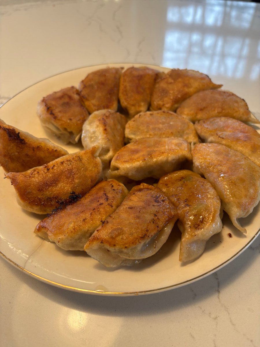 Cynthia X Pan tweet media