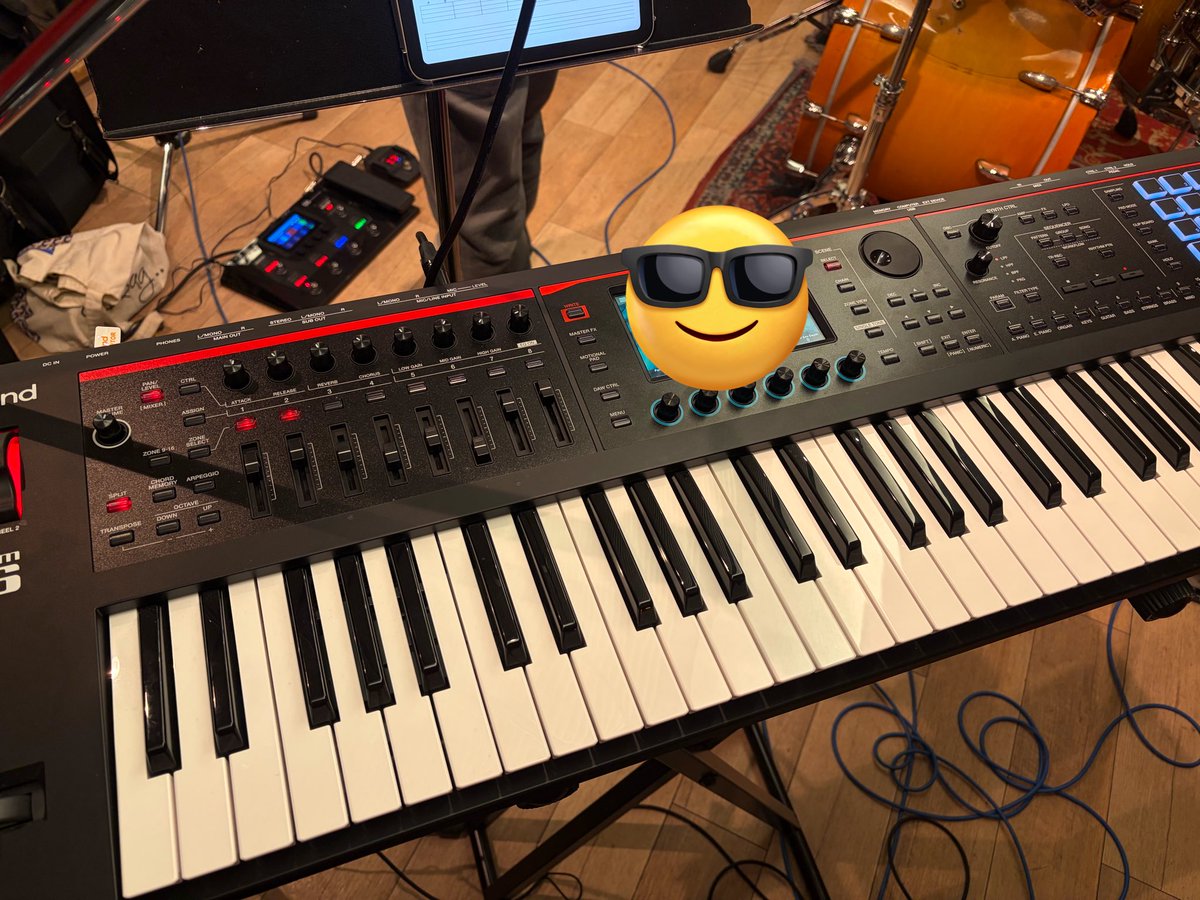 アバノ(七変化) tweet media