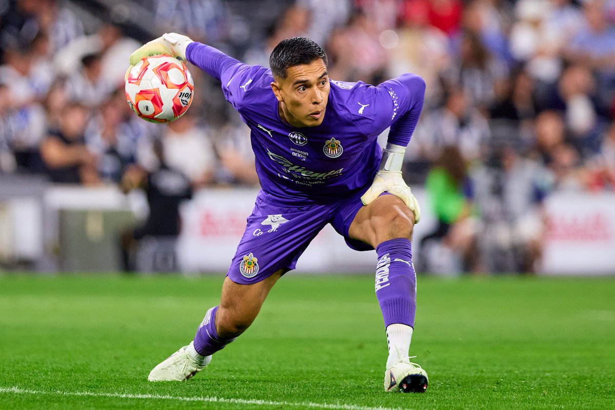 𝓓𝓪𝓷𝓲𝓮𝓵𝓪 𝓡𝓮𝔂𝓮𝓼 tweet media