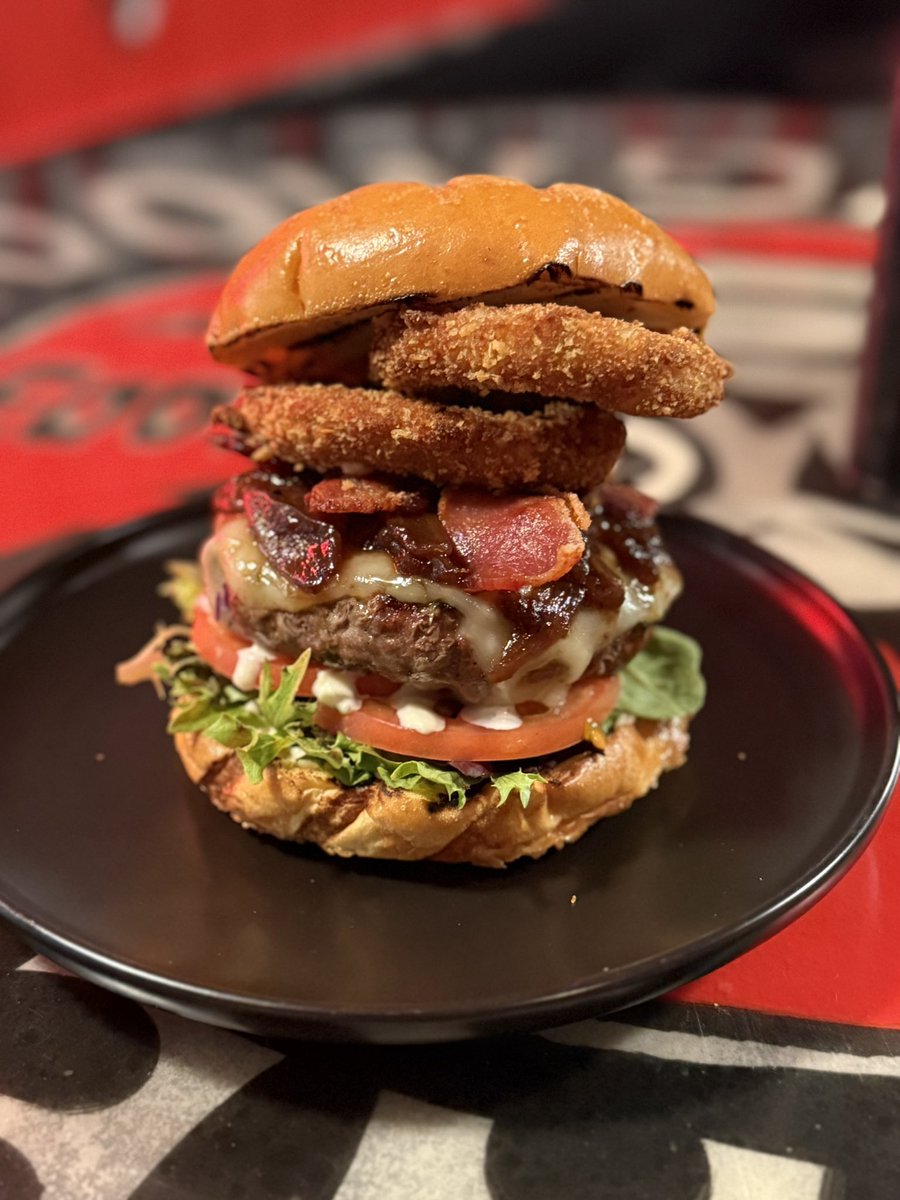 The Smiling Moose tweet media