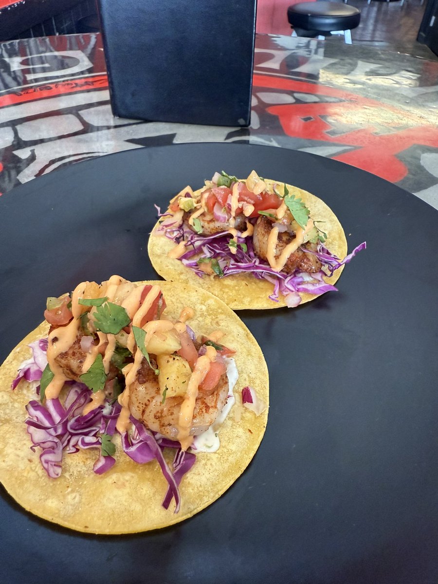 The Smiling Moose tweet media