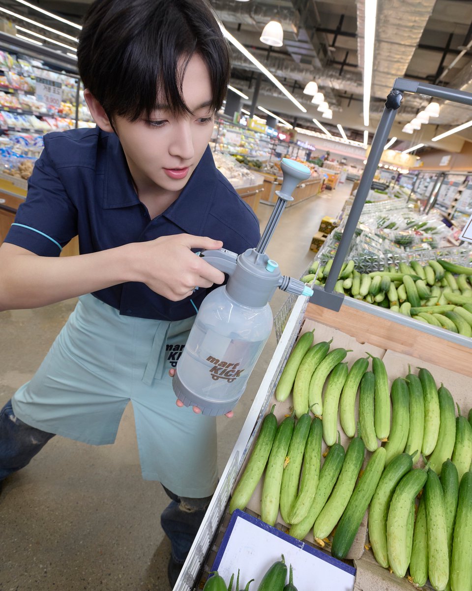 kickflip_jype's tweet photo. My First Quest #1 🛒🕹️
Do I look stup!d?

KickFlip The 4th Mini Album "My First Kick"
2026.04.06 6PM (KST) Release!
https://t.co/FadNJDbUDK

#KickFlip #킥플립
#My_First_Kick https://t.co/6KvwK2hGNQ