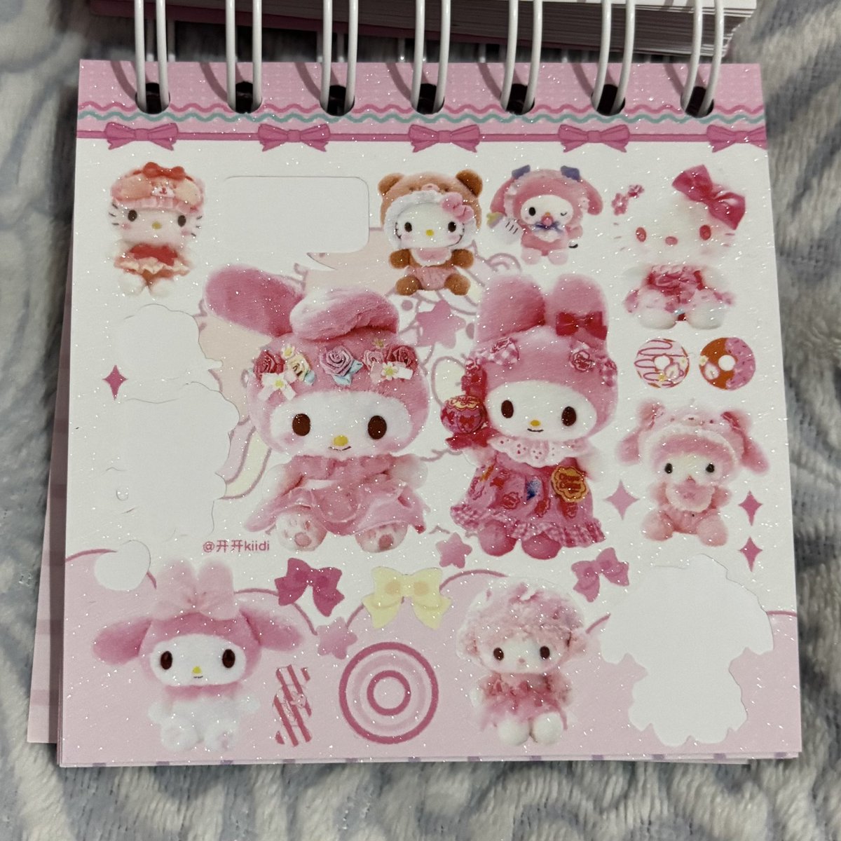 thmtchl's tweet image. kalau mau detail by video, bakal aku kasih tapi serious buyer only ya 🥰
#wts #stickerbook #journal