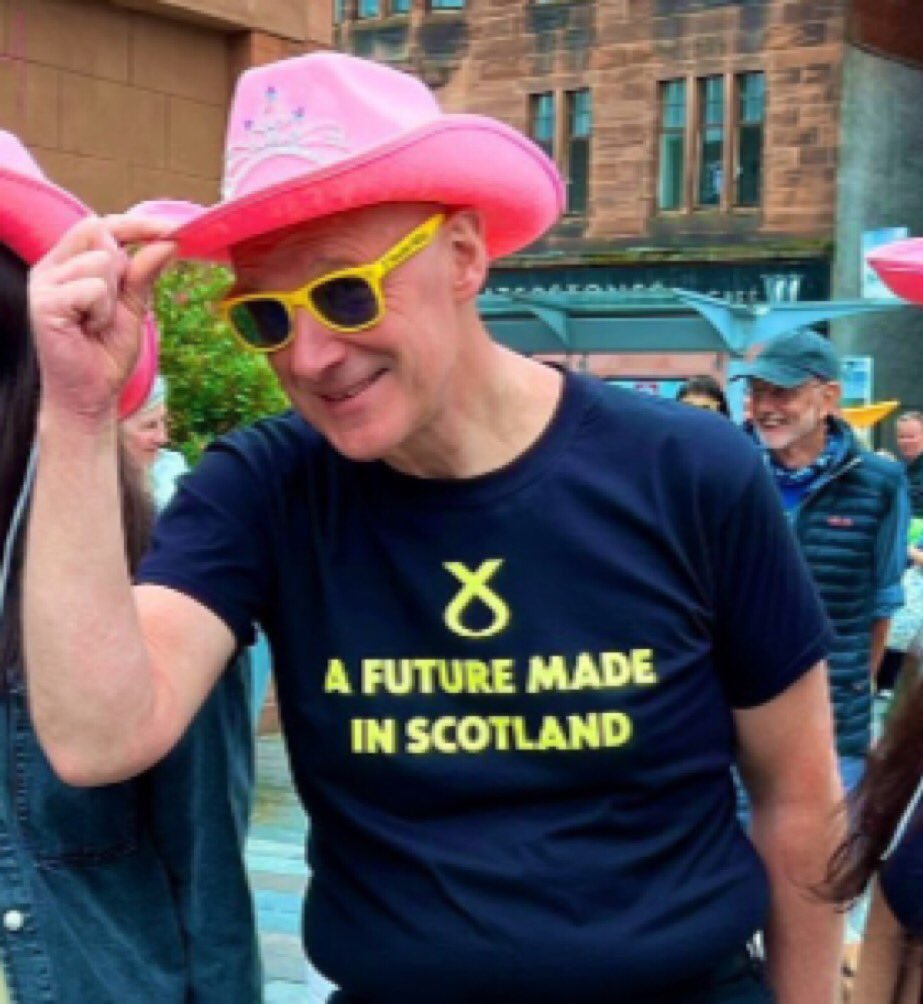 Burst Minister tweet media