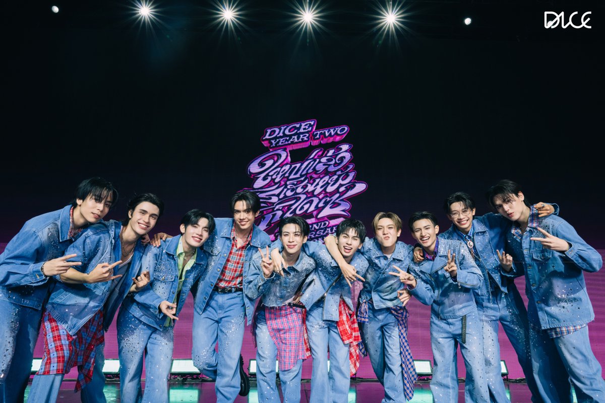 พวกเรา DICE สนุก และเต็มที่กันมาก ๆ เลยครับ ได้ปล่อยพลังกันแบบสุด ๆ ดีใจมากที่ได้เห็นทุกคนสนุกไปพร้อม ๆ กันแบบนี้ 

ขอบคุณทุกคนที่มาม่วน มาจอย และช่วยกันสร้างความทรงจำที่แสนพิเศษนี้ไปด้วยกัน วันเกิดครบรอบ 2 ปีของพวกเรา DICE ทั้ง 10 คน มีความสุขมาก ๆ ค้าบบบ 💜🎲✨