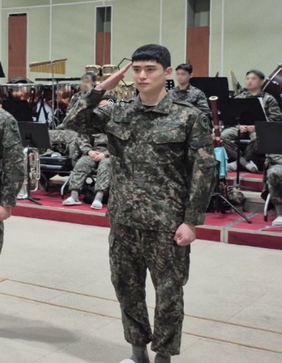 ใครตัดผมฮี น่ารักอะ 55555555555555555