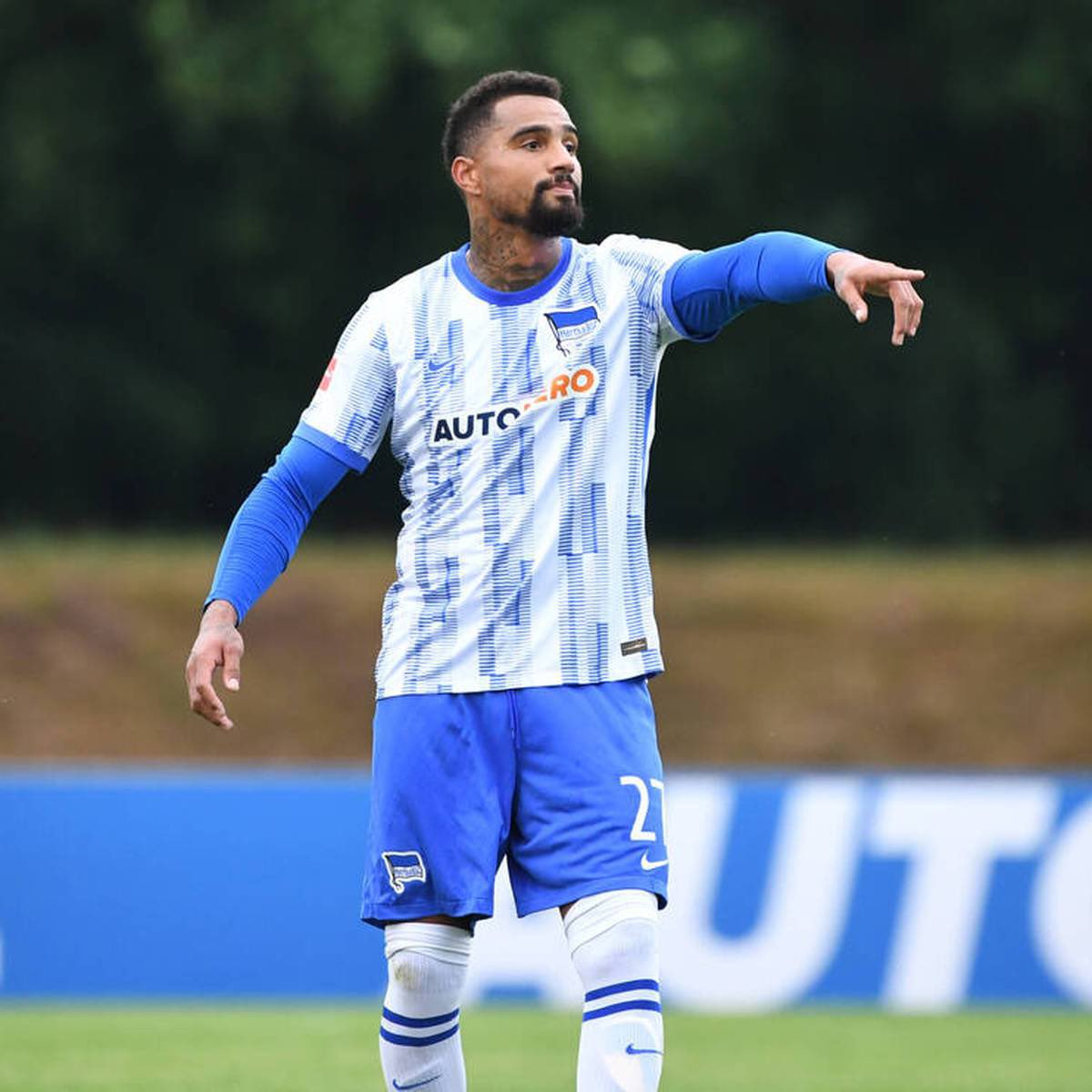 Footballdayy tweet media