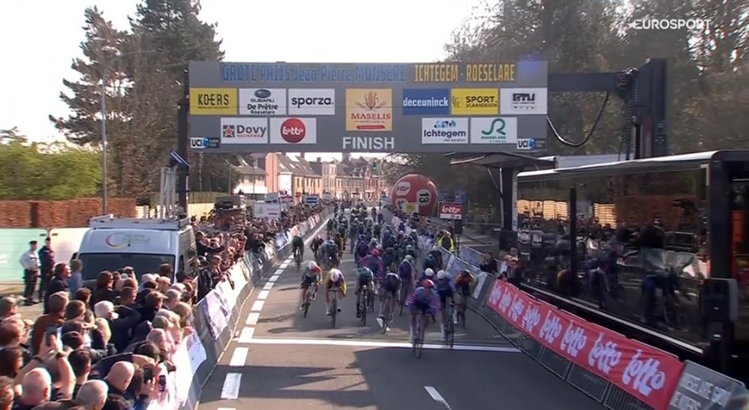 Le Gruppetto tweet media