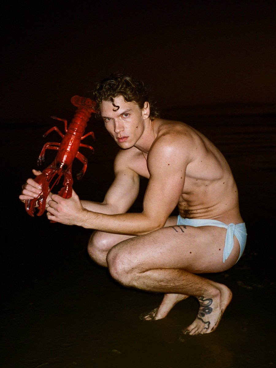 daily connor storrie (@dailyxconnor) on Twitter photo 