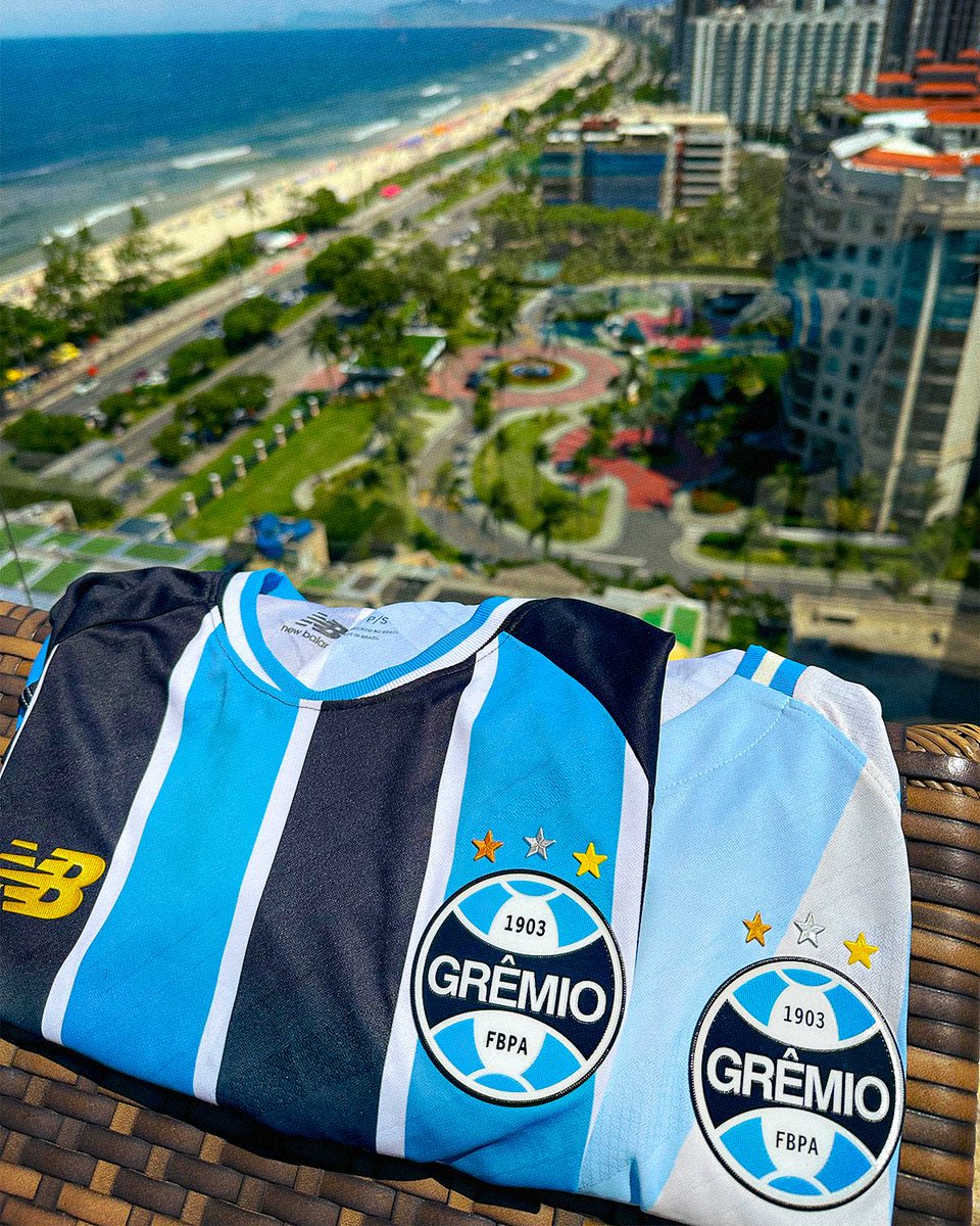 Os mantos que deixam qualquer vista ainda mais bonita! 🤩🇪🇪

#VASxGRE #Brasileirão2026