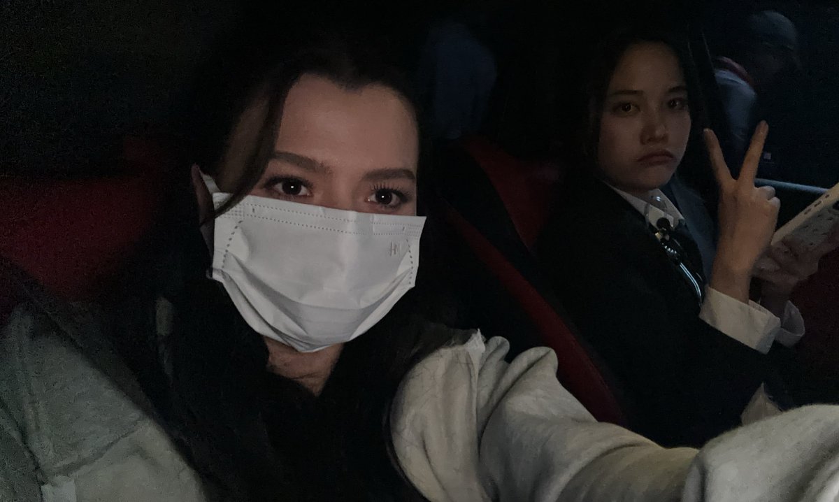 livepinktheory's tweet photo. I get so emotional wherever moments like it pops up in my screen. 🤍

THE AIR LAST Q
#ปิดกล้องเสน่หาวาโย
#ฟรีนเบค #FreenBecky https://t.co/EmnnDbWe4L