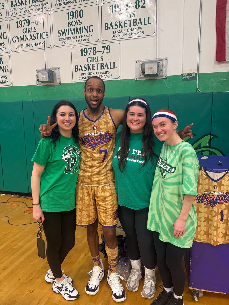 Ms_Carroll tweet media