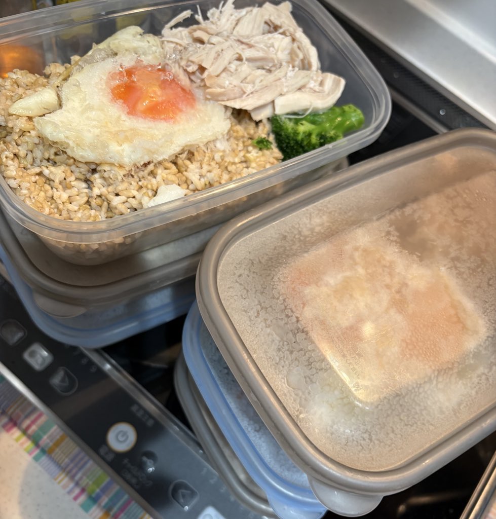 Yakijake tweet media