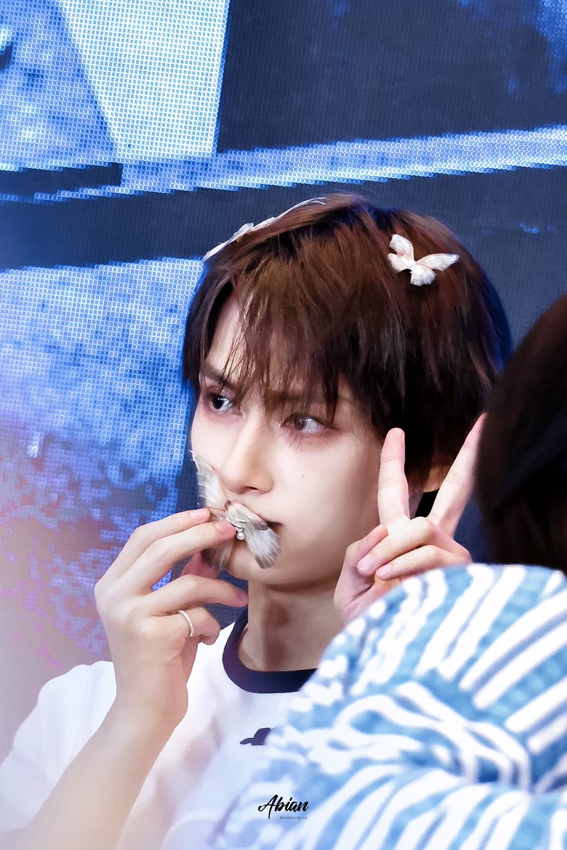 ⚝ 𝑊𝑒𝑛 ⋆ ⋆ ! tweet media