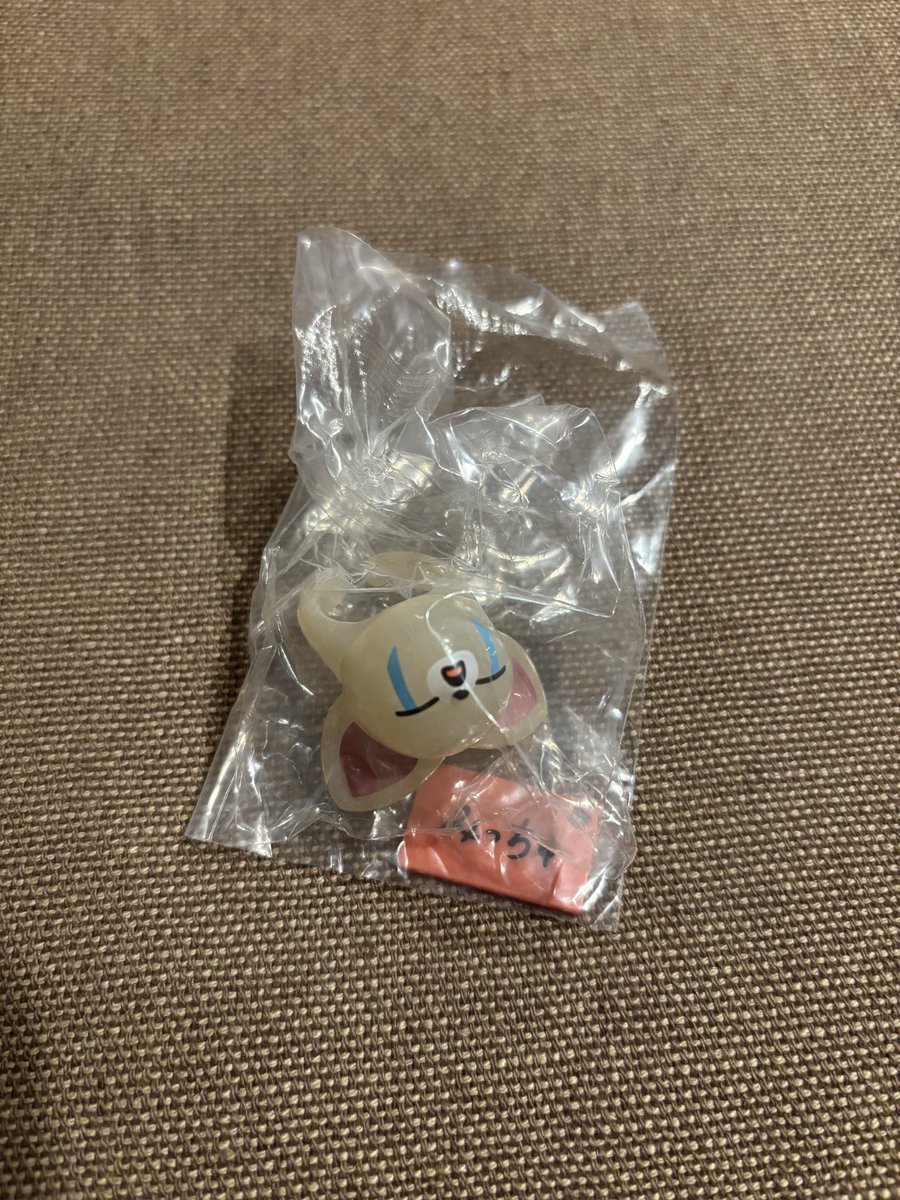 がなお tweet media