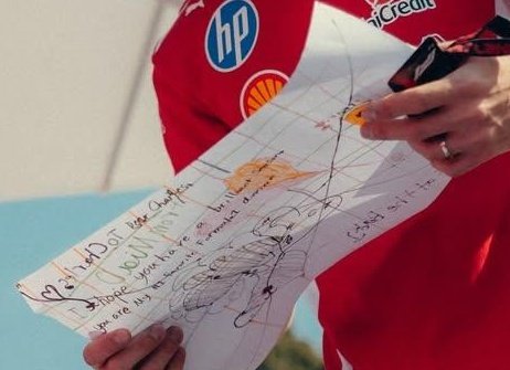 olivia 🐥 tweet media