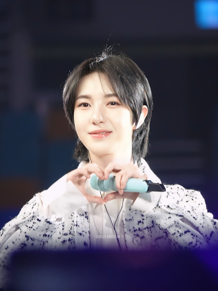 ddulmoon tweet media